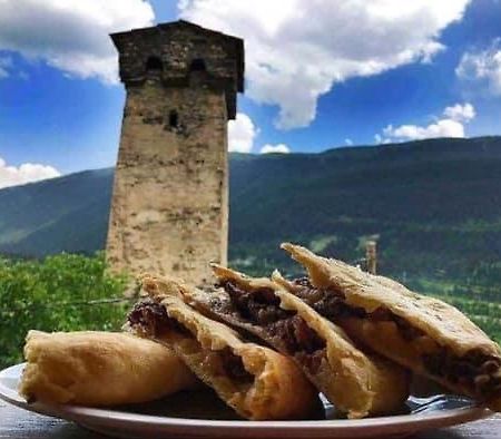 Guesthouse Kurdiani In Mestia Kültér fotó